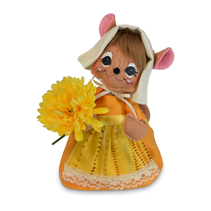 6 inch pilgrim girl mouse