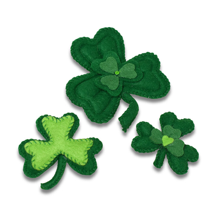 262623 Felt Shamrocks